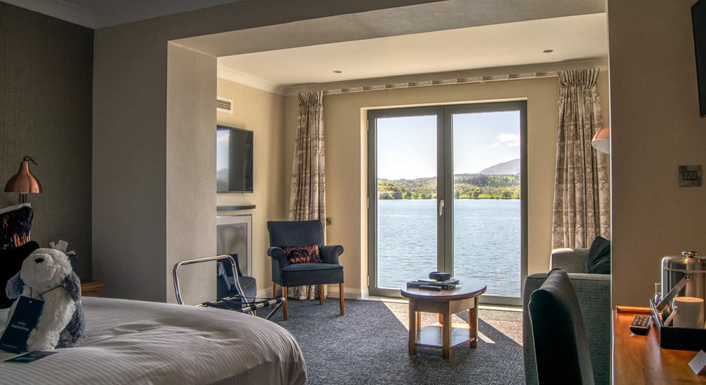 Resort Lime Lake View Room